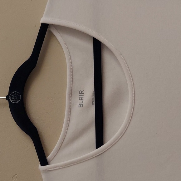 BLAIR White Short Sleeve Asymmetrical Tee Top - Picture 5 of 9